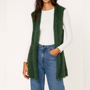 NWT | ESCIŌ | YARN | LONG SLEEVELESS CARDIGAN | FUZZY | HUNTER GREEN | LARGE